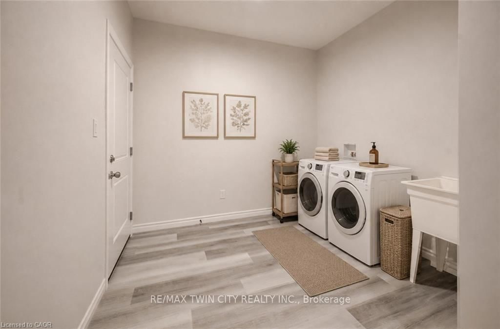 48 MAIN Street E • East Zorra-Tavistock, ON photo 22