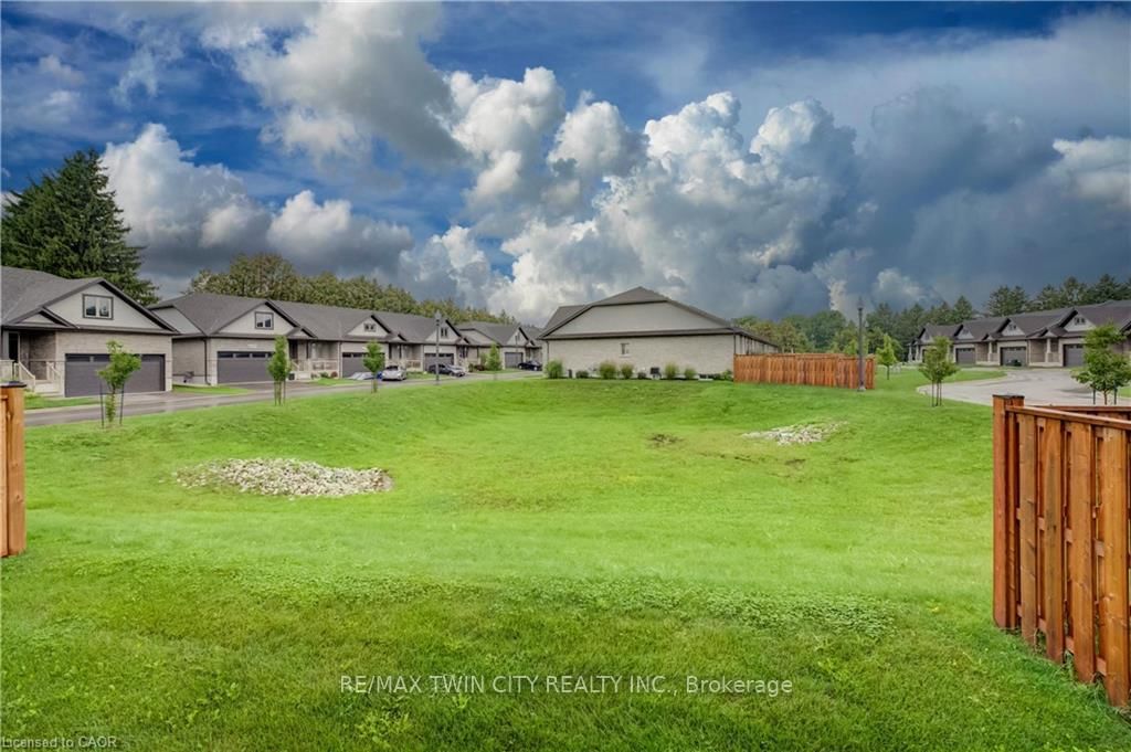 48 MAIN Street E • East Zorra-Tavistock, ON photo 23