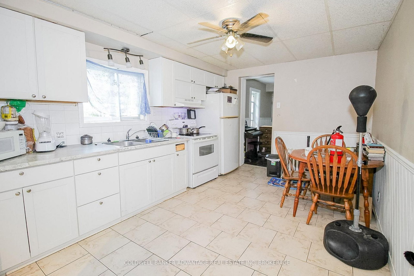 305 Burgar Street • Welland, ON photo 10