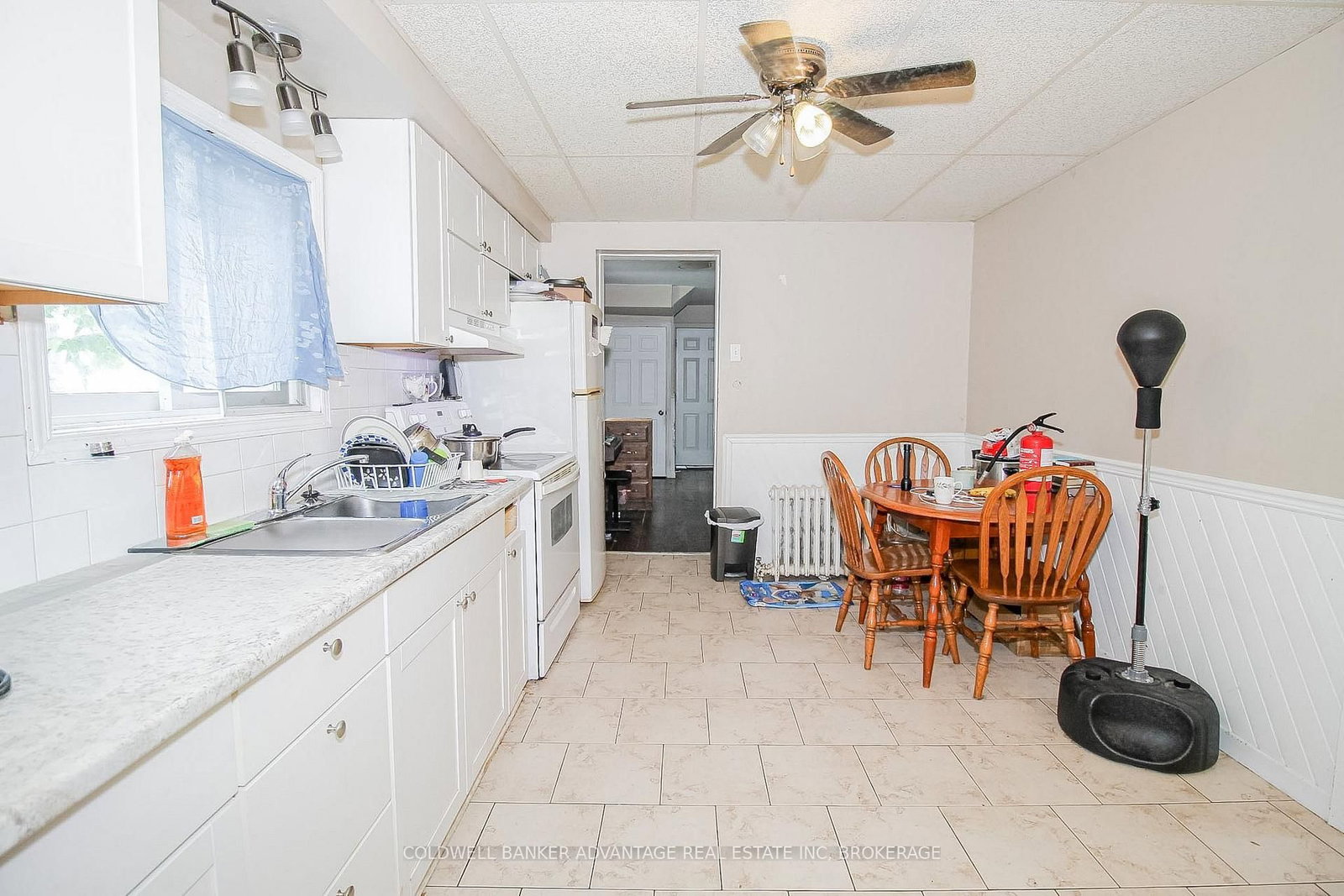 305 Burgar Street • Welland, ON photo 9