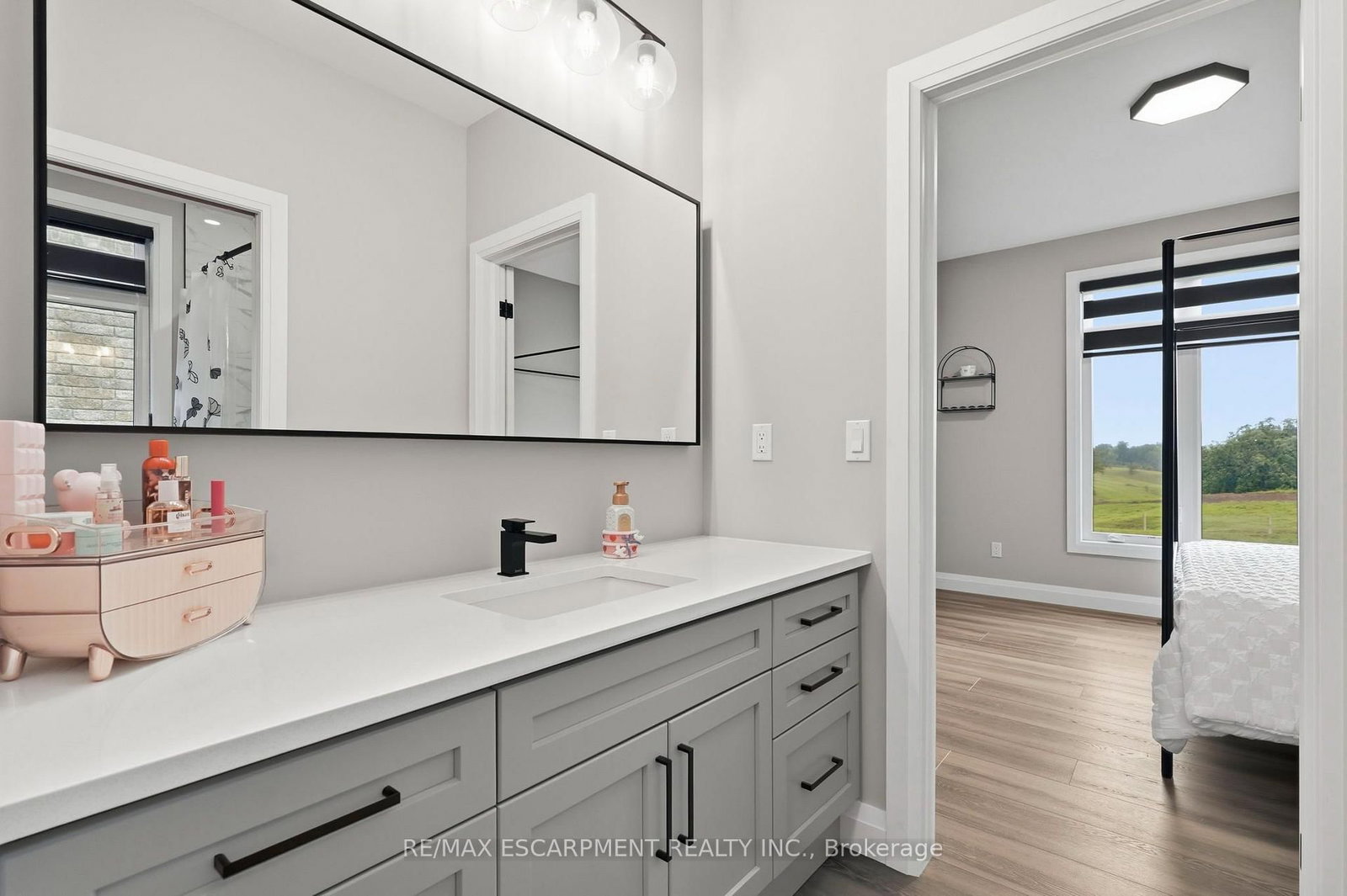 14 Hudson Drive • Brantford, ON photo 21