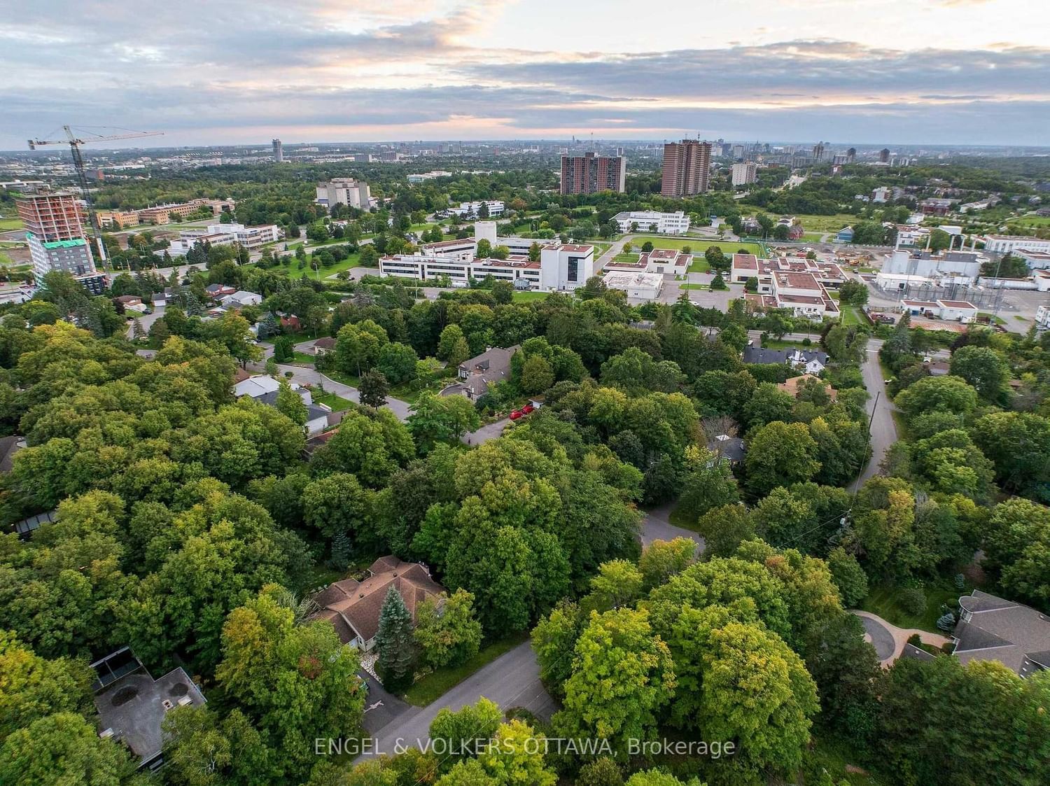 8 Davidson Drive • Ottawa, ON photo 13