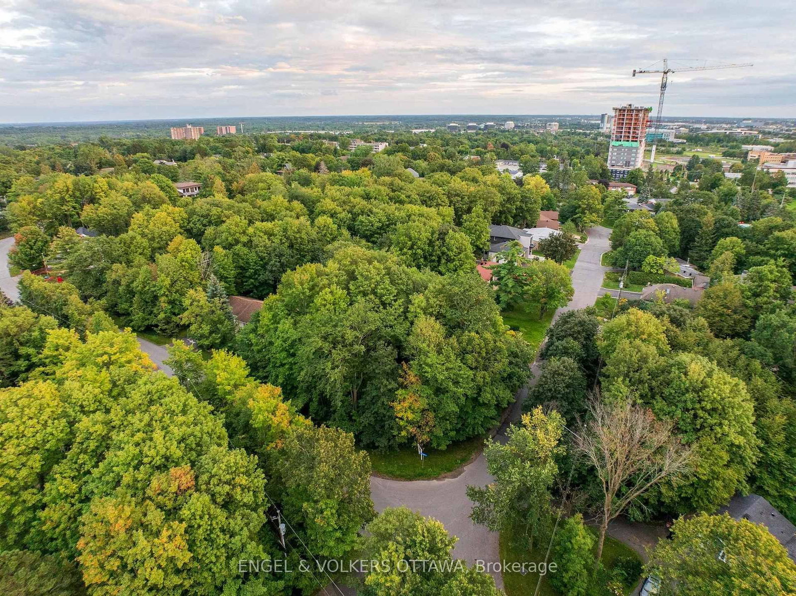 8 Davidson Drive • Ottawa, ON photo 6