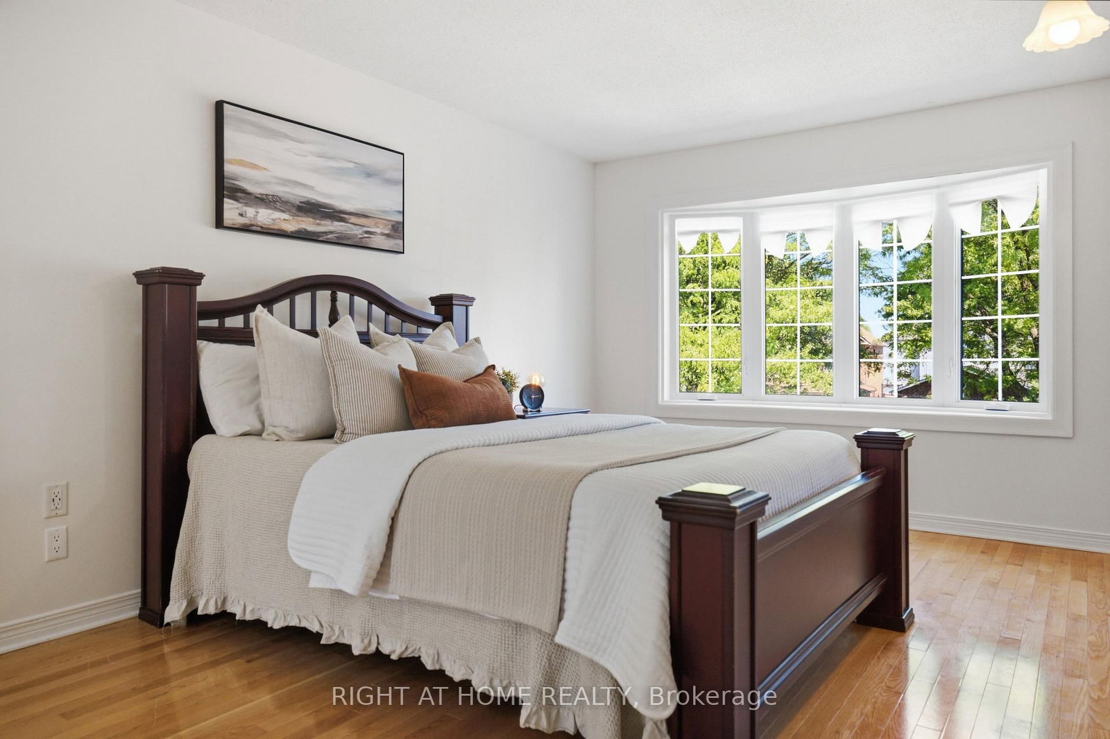 34 Cellini Court • Ottawa, ON photo 13