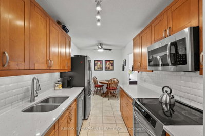 75 Queen Street N • #2206 • Hamilton, ON photo 4