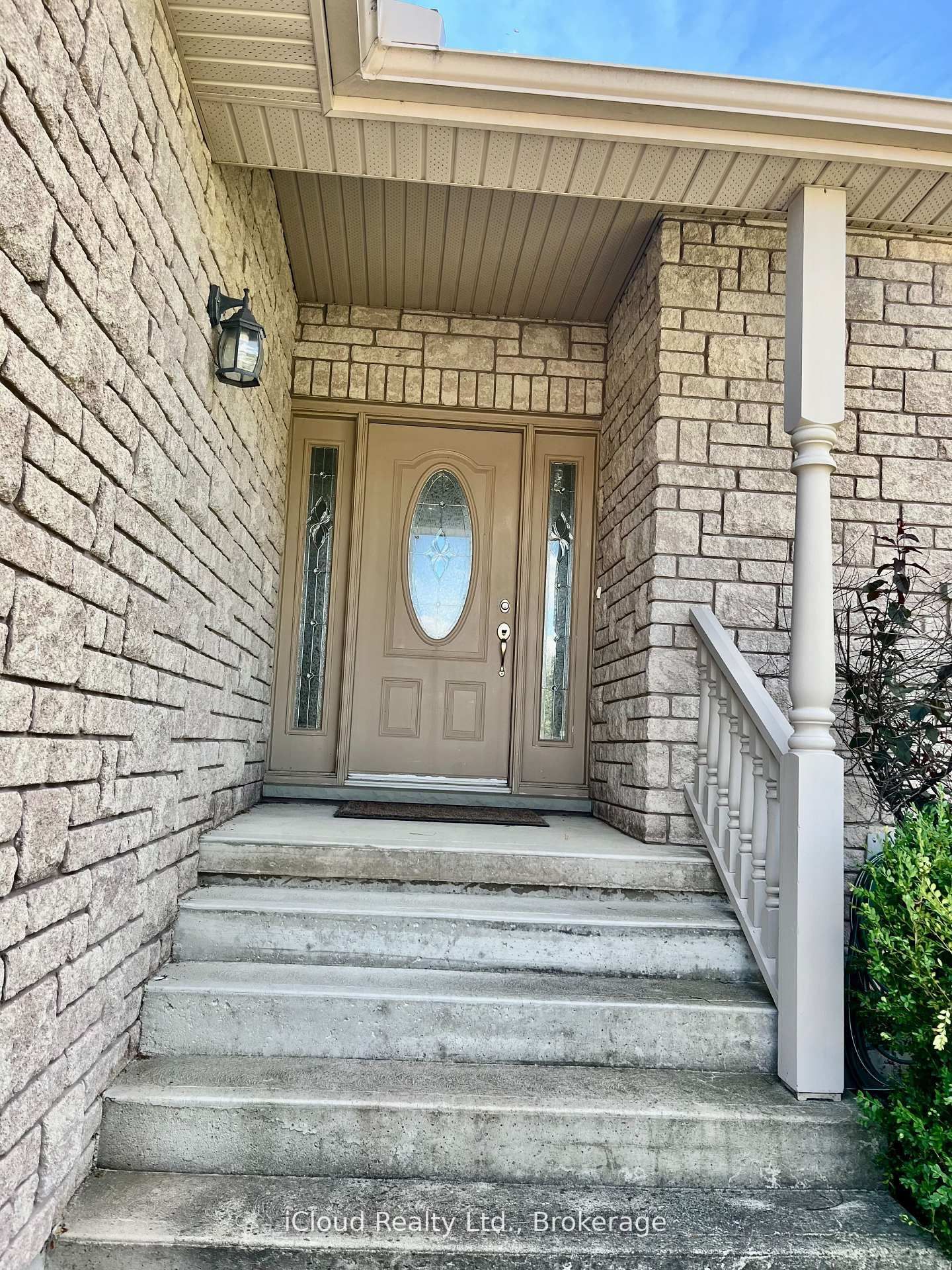 782 Brentwood Drive • Saugeen Shores, ON photo 3