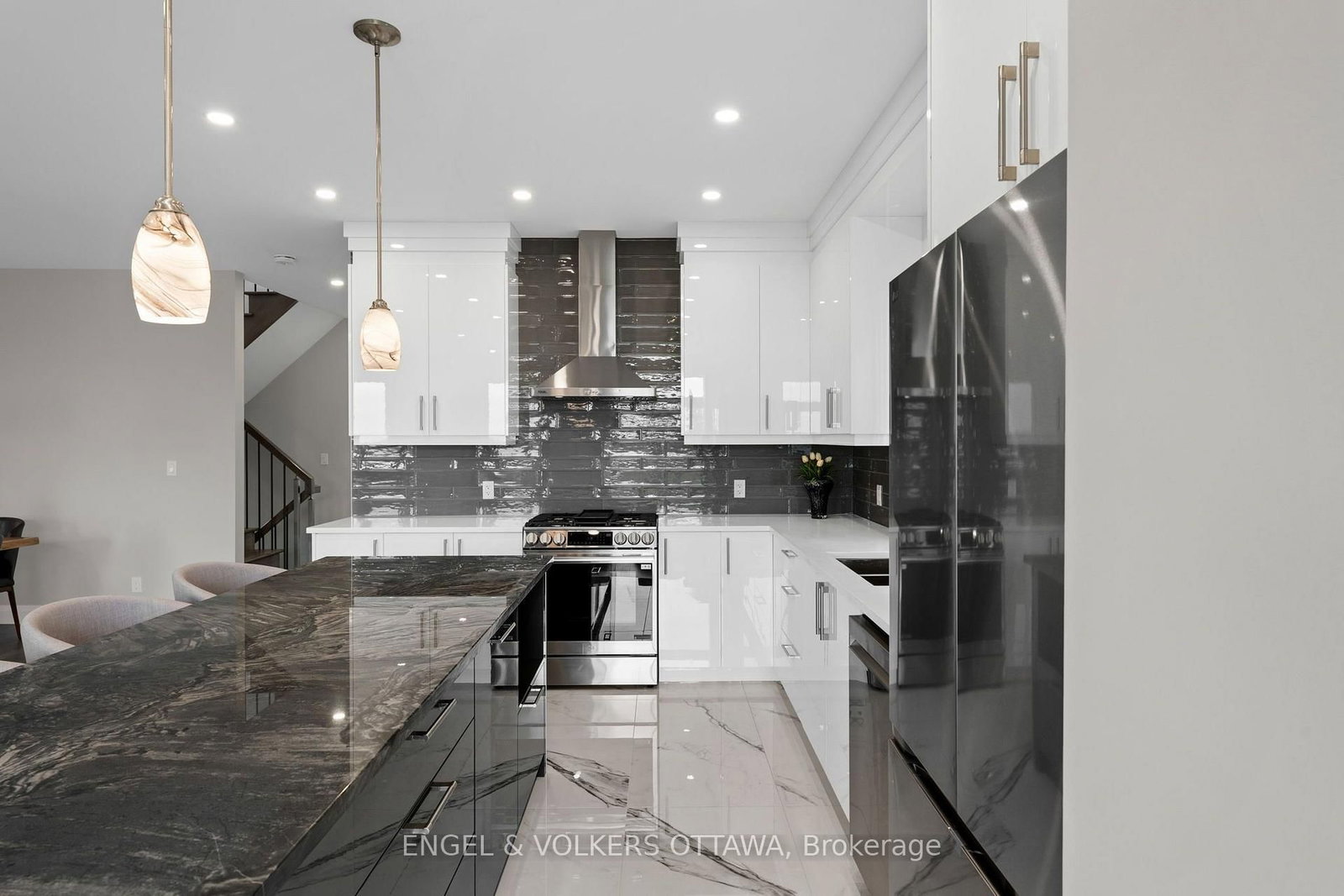 6933 Notre Dame Street • Ottawa, ON photo 10