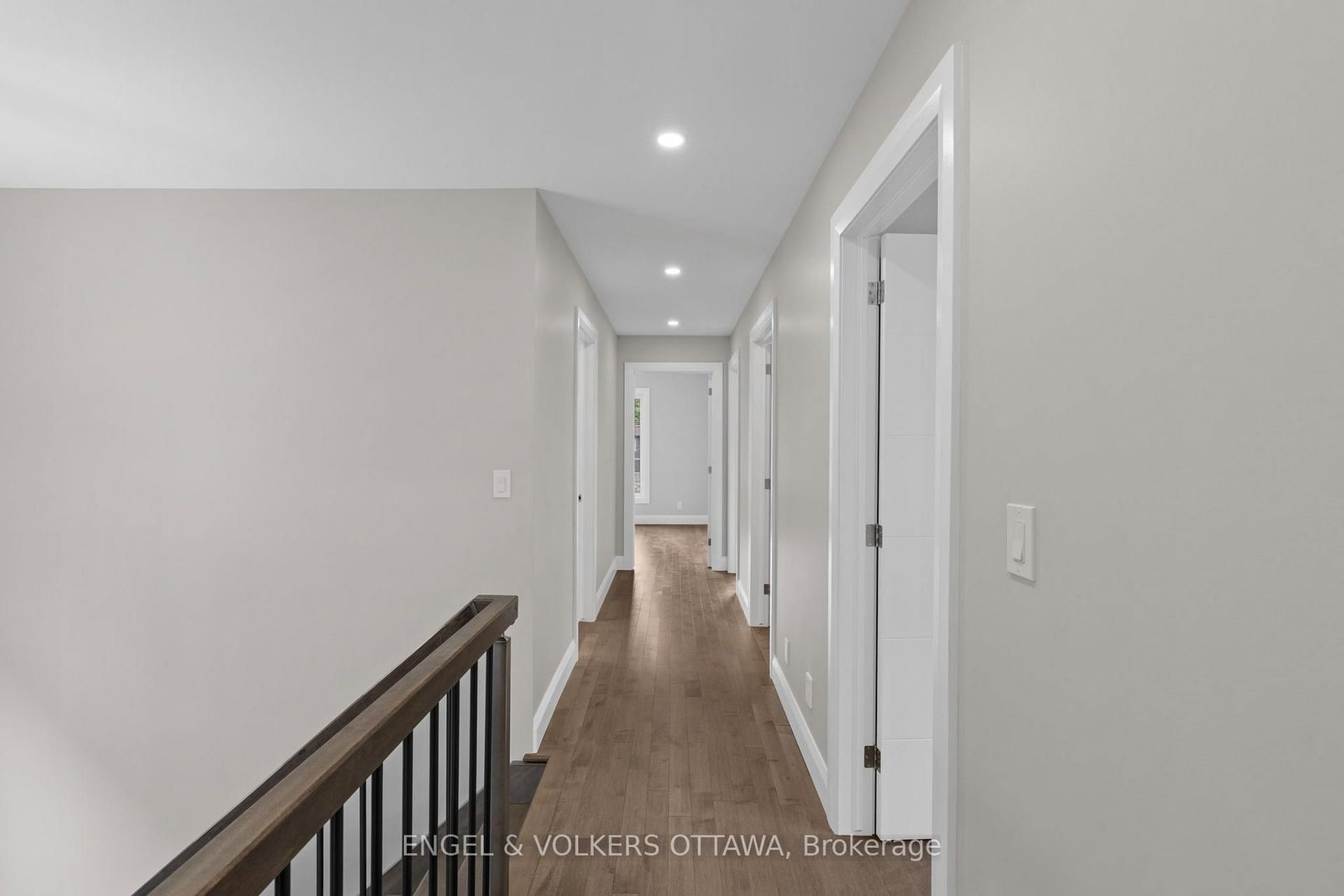 6933 Notre Dame Street • Ottawa, ON photo 25
