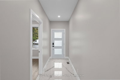 6933 Notre Dame Street • Ottawa, ON photo 3