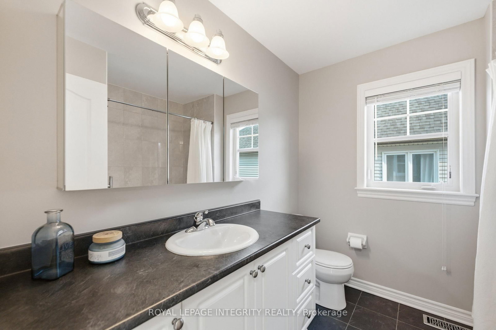 661 Willowmere Way • Ottawa, ON photo 24