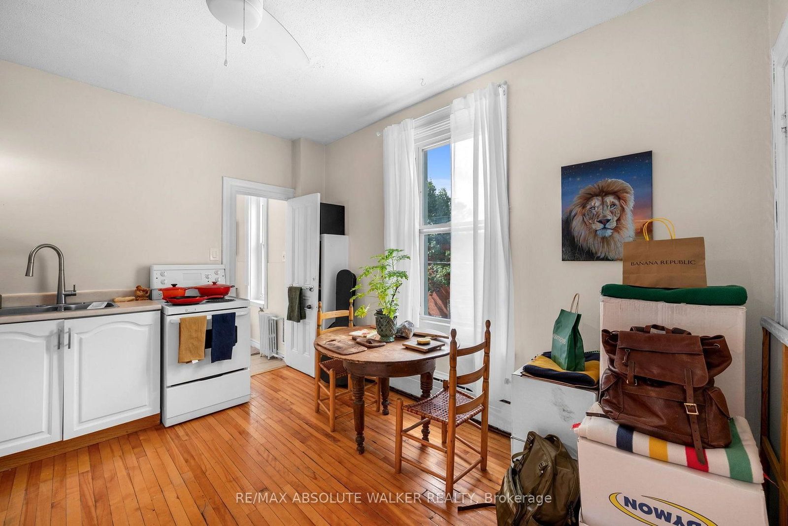 120 Strathcona Avenue • Ottawa, ON photo 14