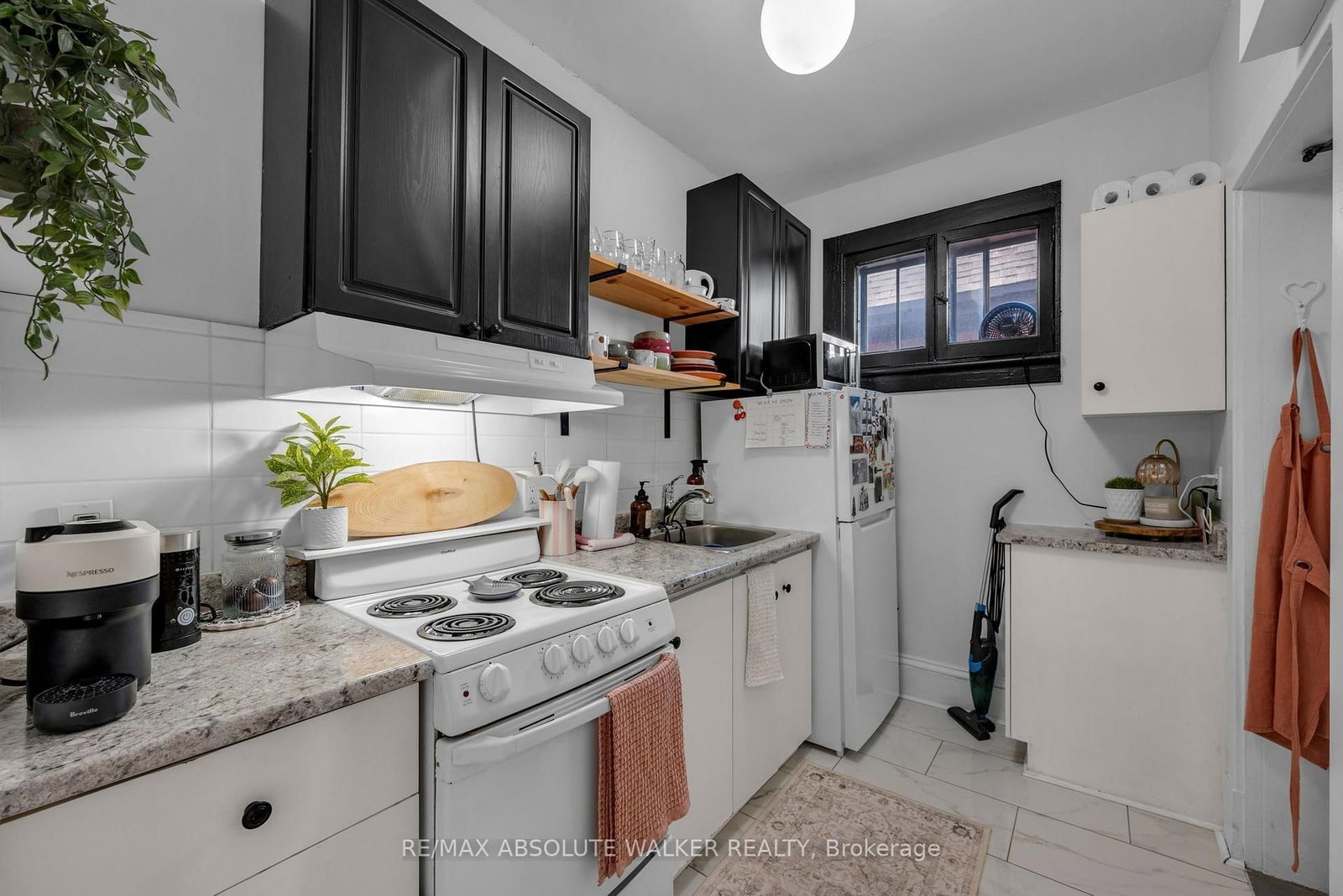 120 Strathcona Avenue • Ottawa, ON photo 21