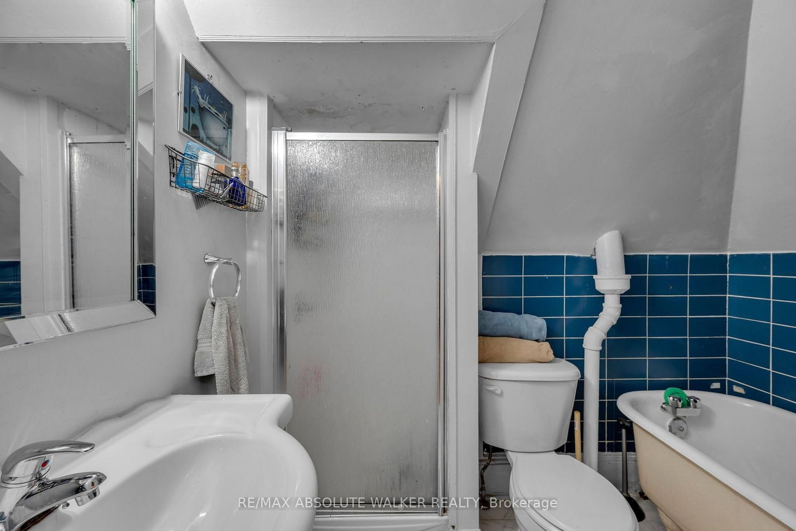 120 Strathcona Avenue • Ottawa, ON photo 49