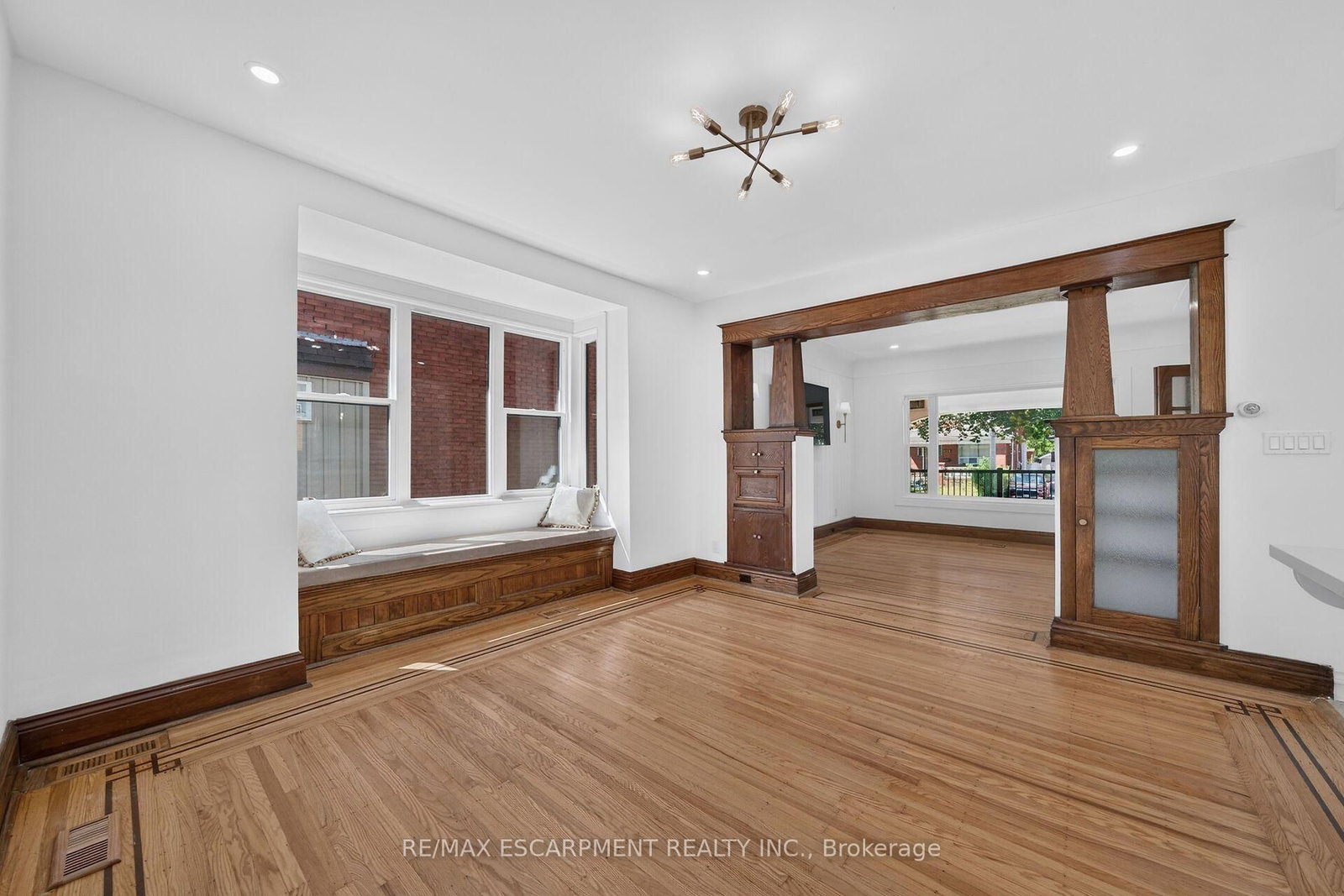 229 Park Row S • Hamilton, ON photo 20