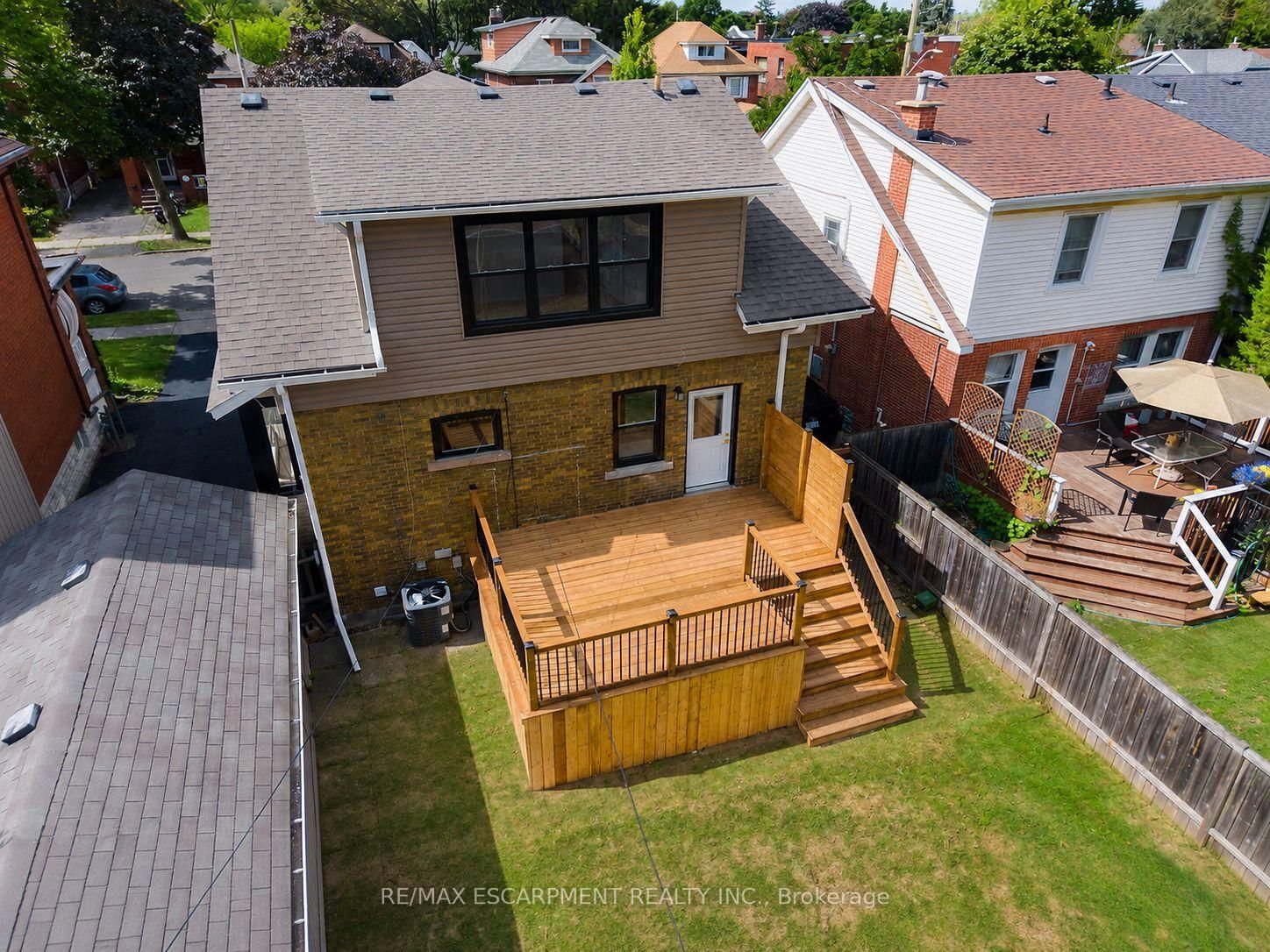 229 Park Row S • Hamilton, ON photo 44