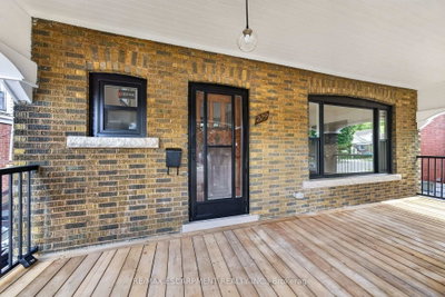 229 Park Row S • Hamilton, ON photo 5