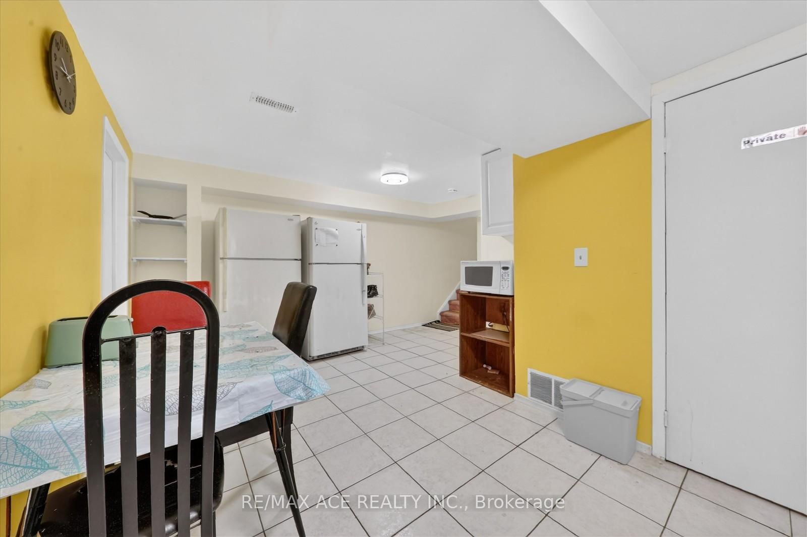 Bsmt Room 1 - 83 Ward Avenue, Hamilton 5