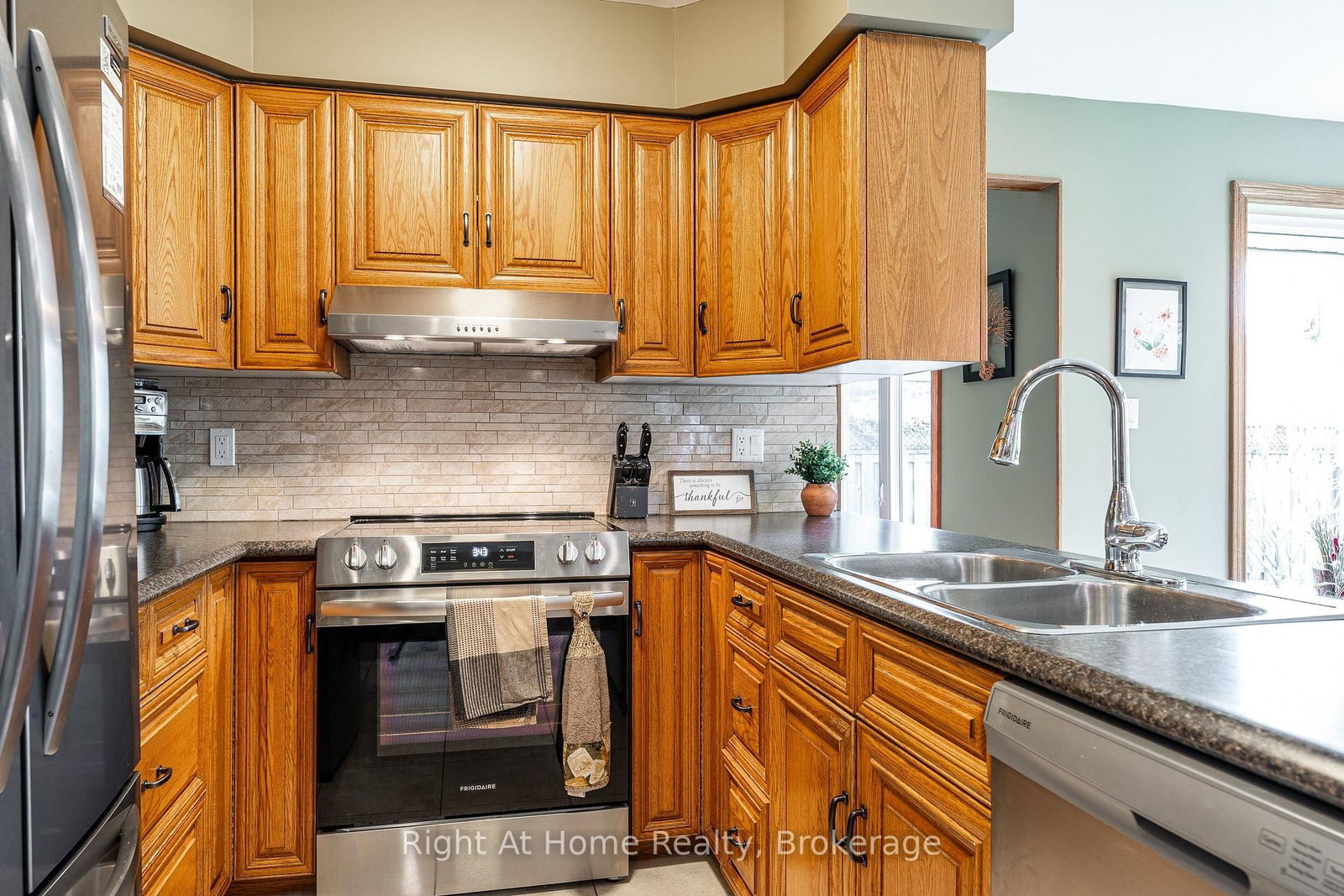 27 Kay Street • Stratford, ON photo 14