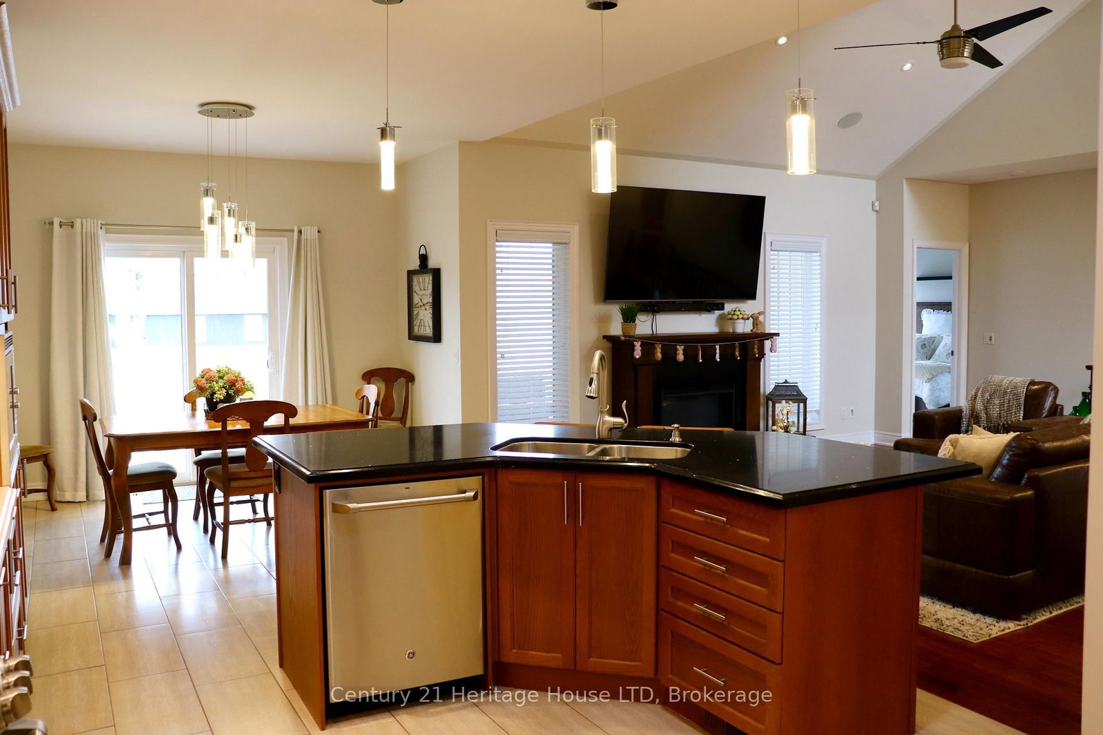 3984 VILLAGE CREEK Drive • Fort Erie, ON photo 14