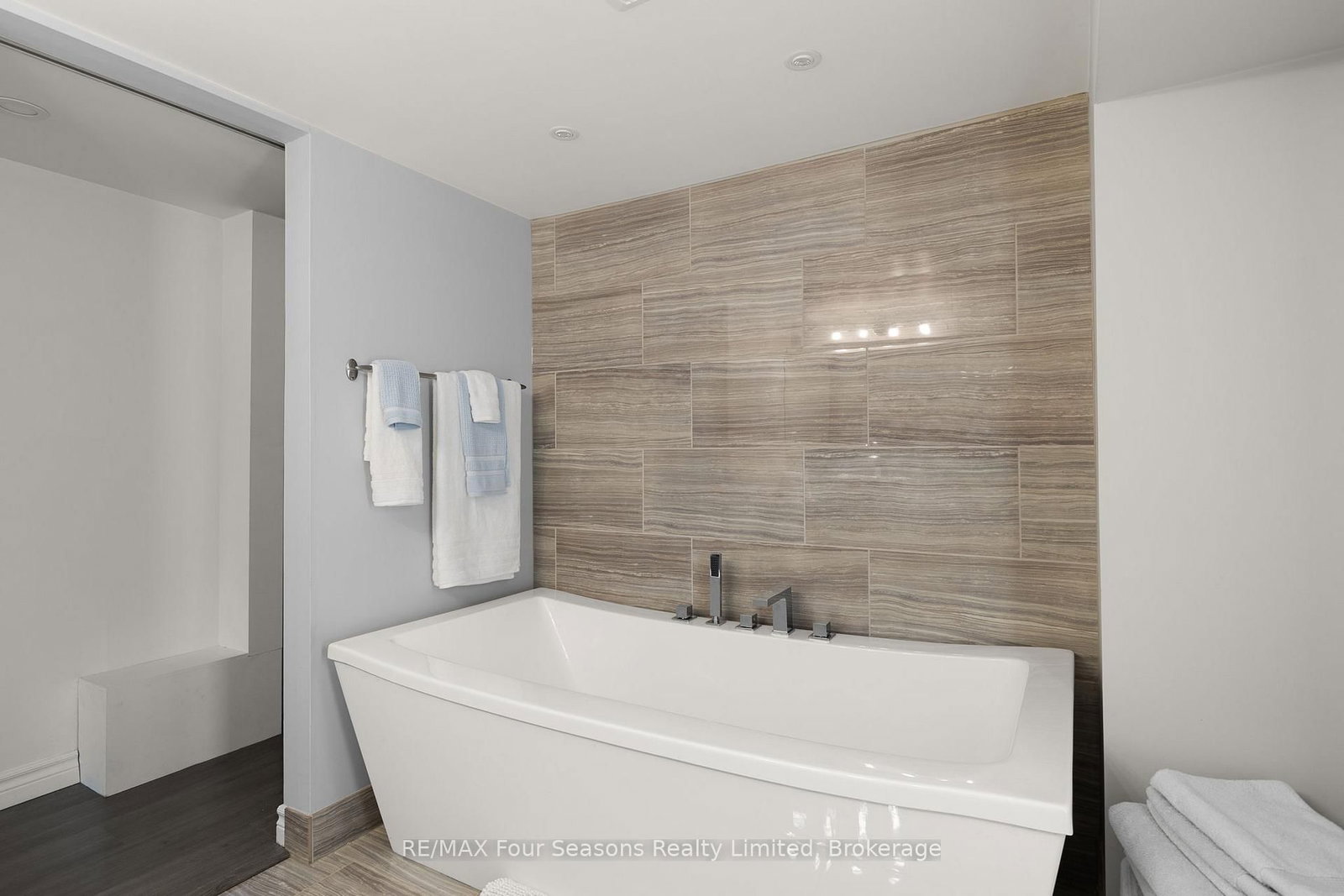 50 Amaranth Street W • East Luther Grand Valley, ON photo 34