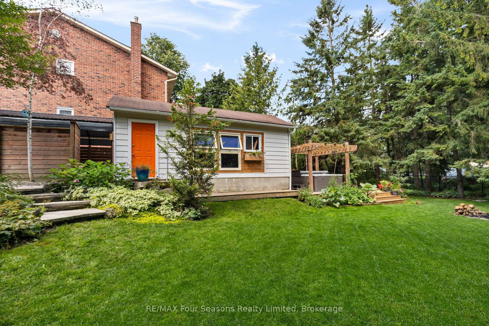 50 Amaranth Street W • East Luther Grand Valley, ON photo 43