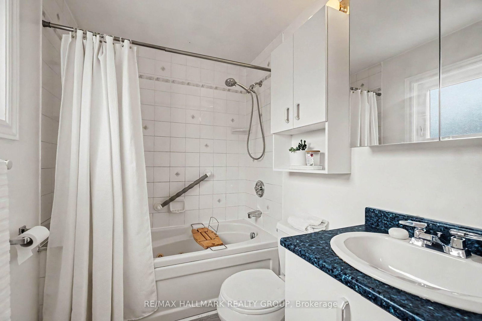 1236 Amesbrooke Drive • Ottawa, ON photo 20