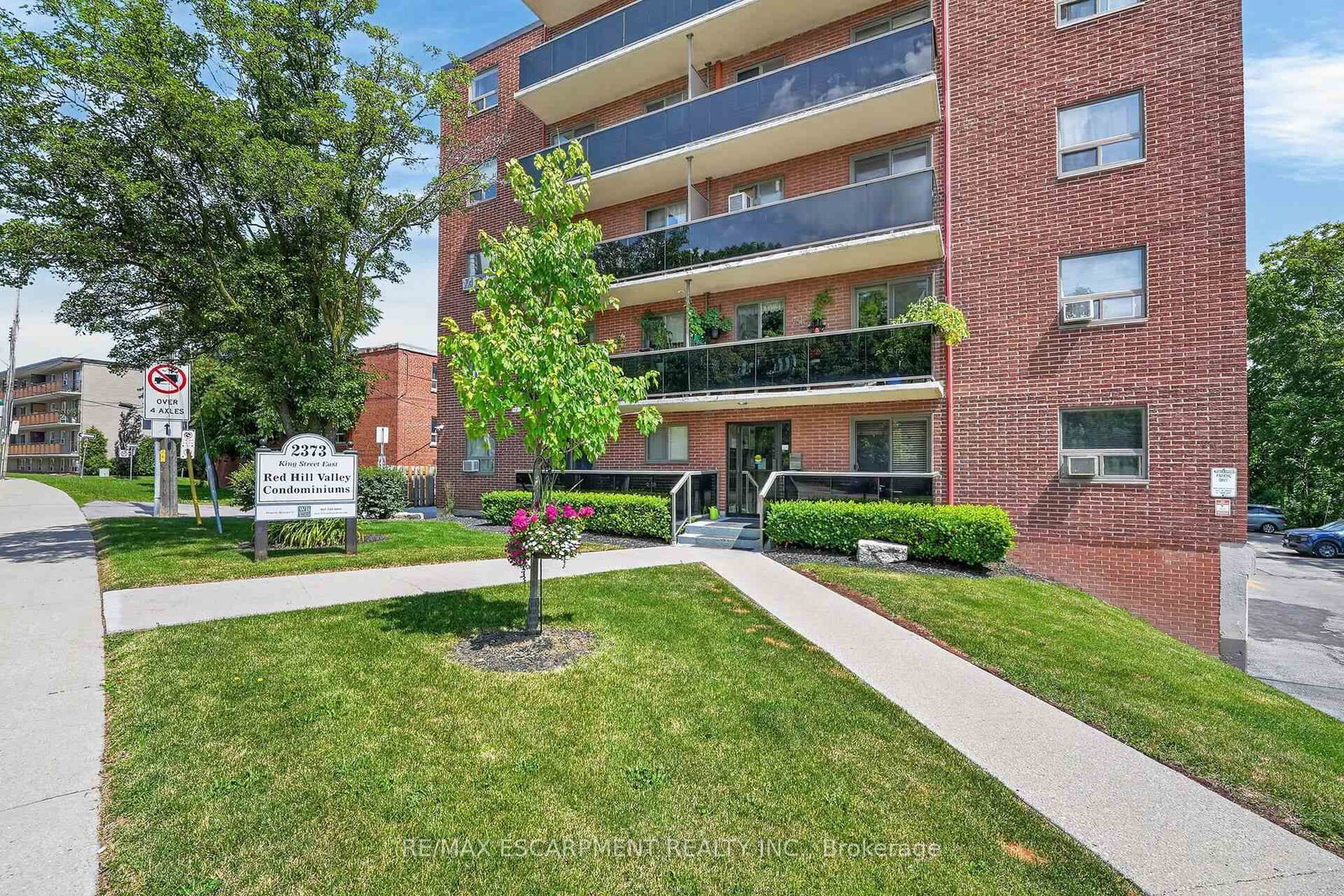 2373 King Street E • #52 • Hamilton, ON photo 2