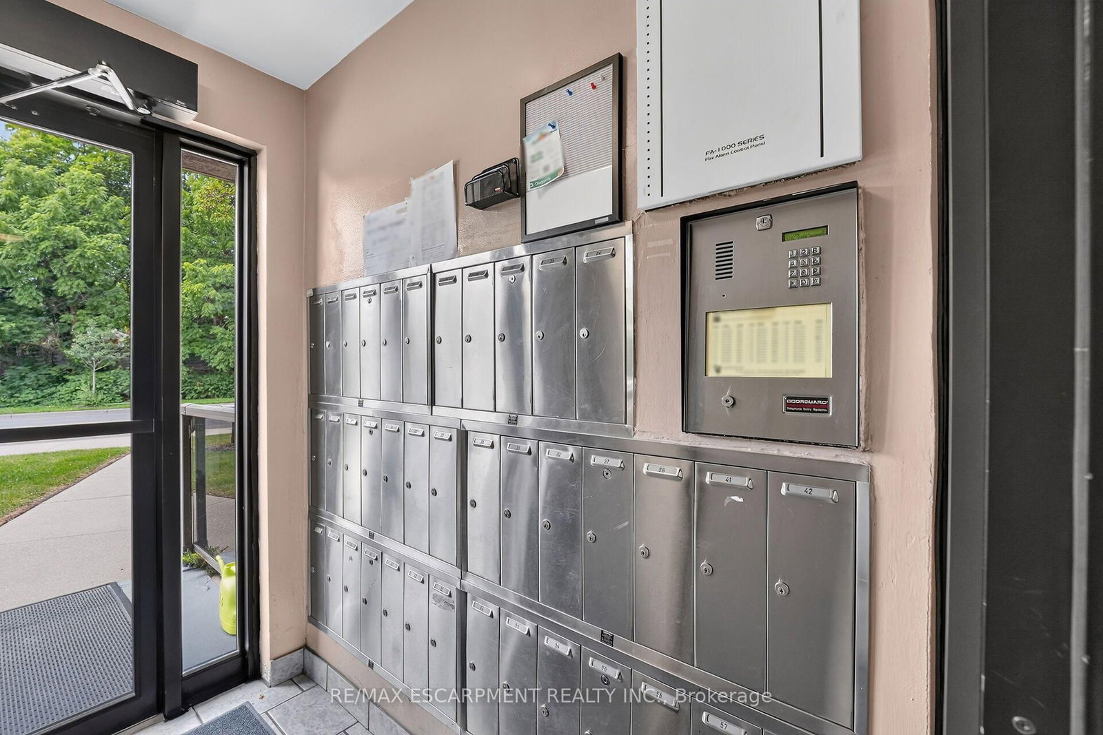 2373 King Street E • #52 • Hamilton, ON photo 20