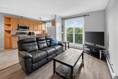 2373 King Street E • #52 • Hamilton, ON photo 9
