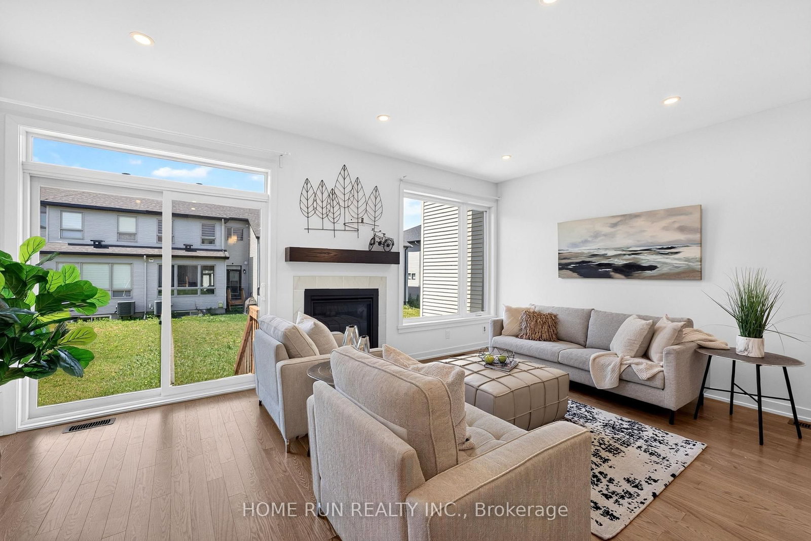 216 Trumpeter Acres • Ottawa, ON photo 9
