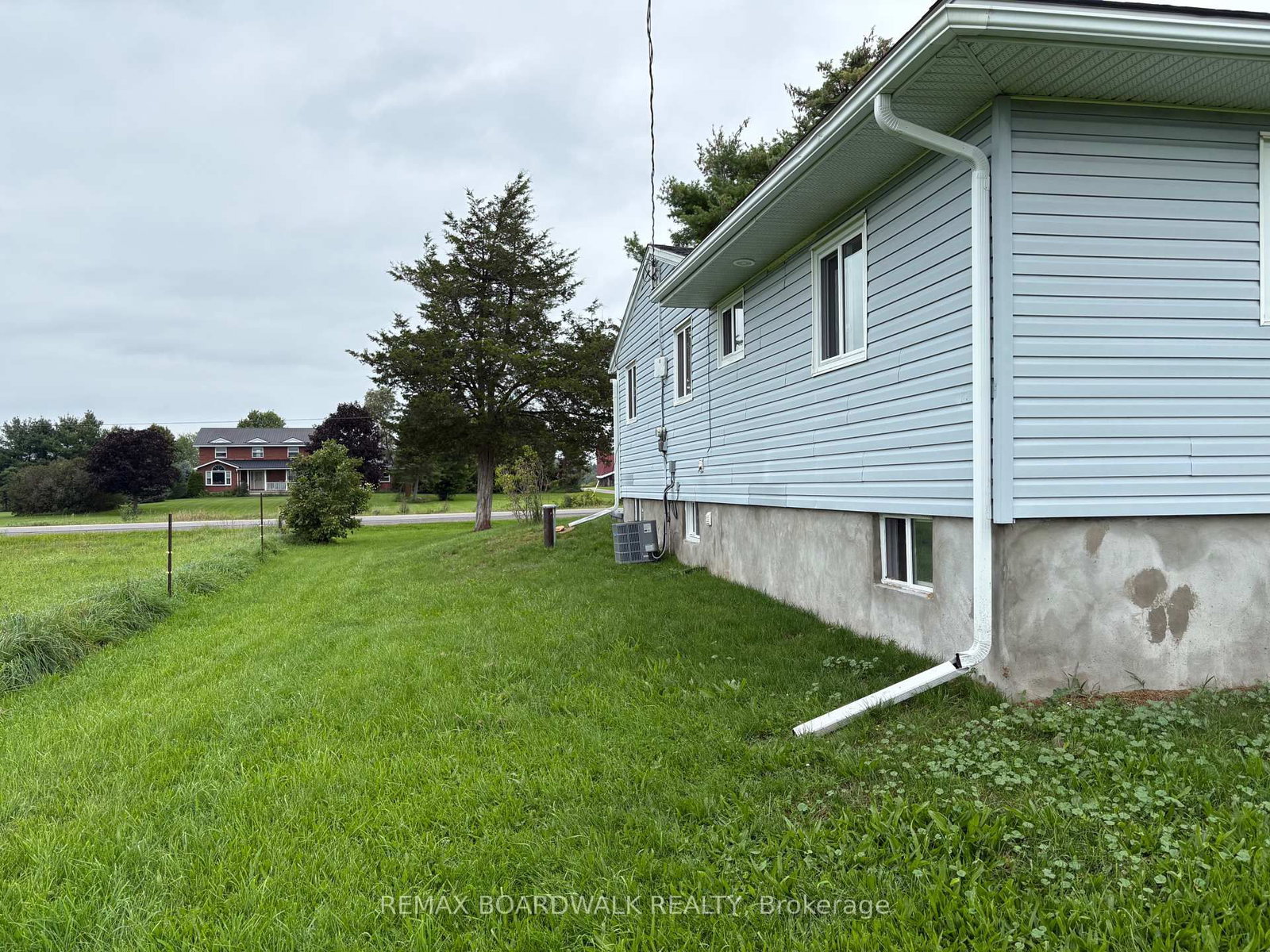 3911 County 26 Road • Elizabethtown-Kitley, ON photo 13