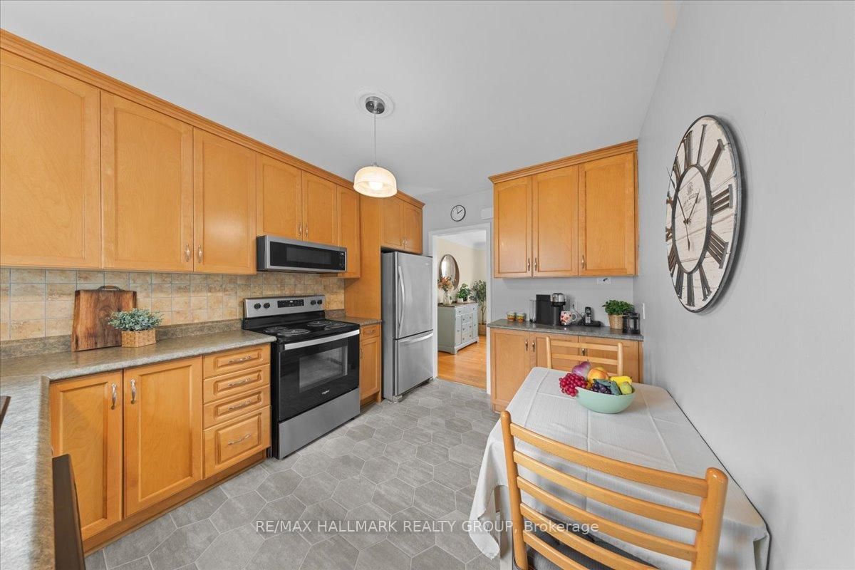 515 Clothier Street E • North Grenville, ON photo 11