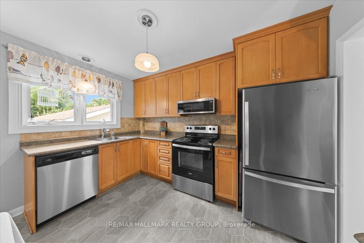 515 Clothier Street E • North Grenville, ON photo 12