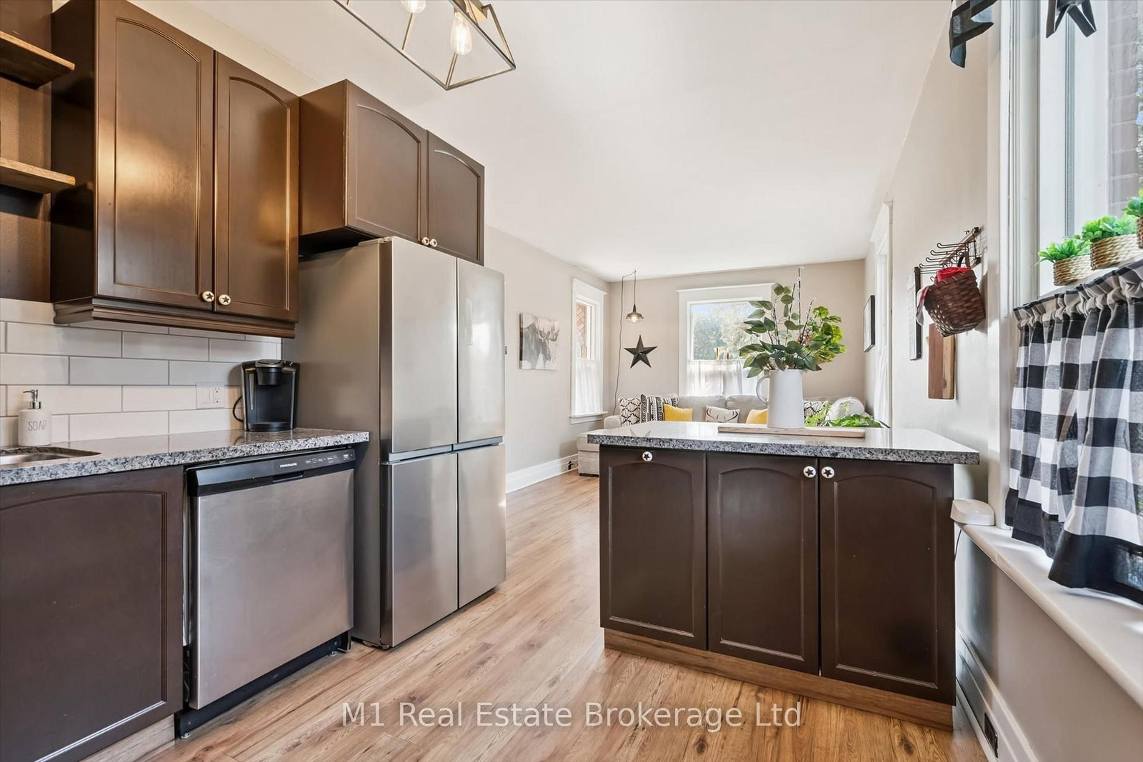 691 St Andrew Street W • Centre Wellington, ON photo 14