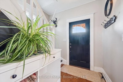 691 St Andrew Street W • Centre Wellington, ON photo 7