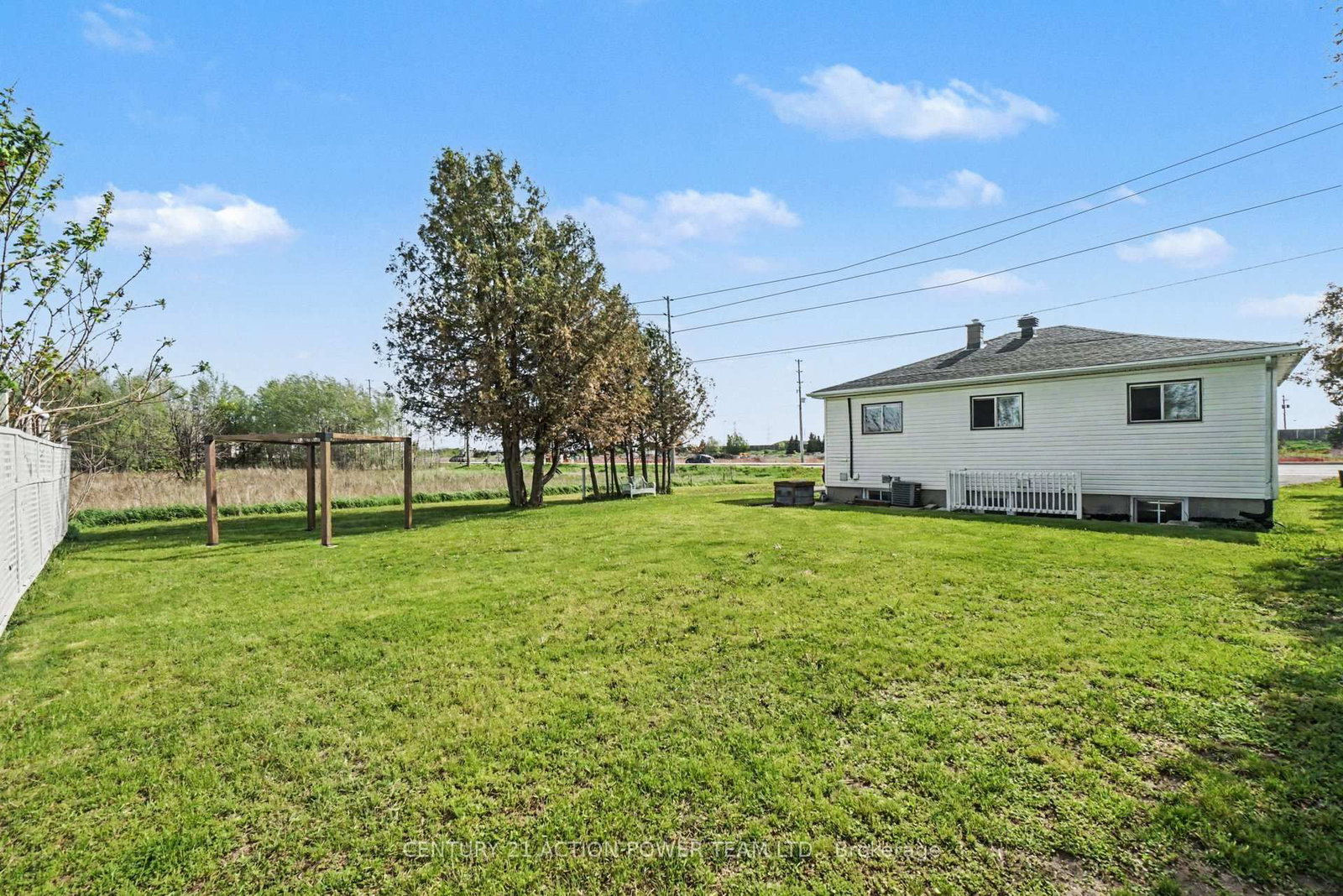 2147 Mer Bleue Road • Ottawa, ON photo 29