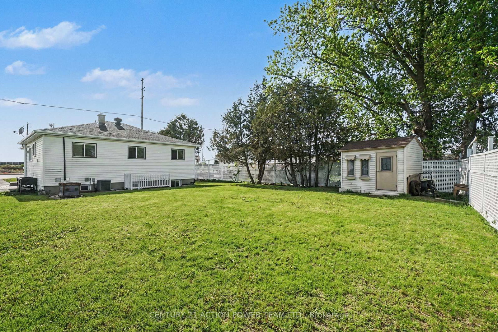 2147 Mer Bleue Road • Ottawa, ON photo 30