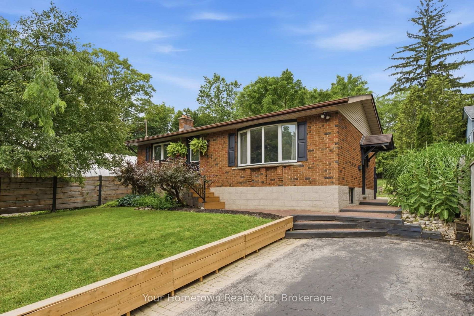 575 Blair Street • Centre Wellington, ON photo 3