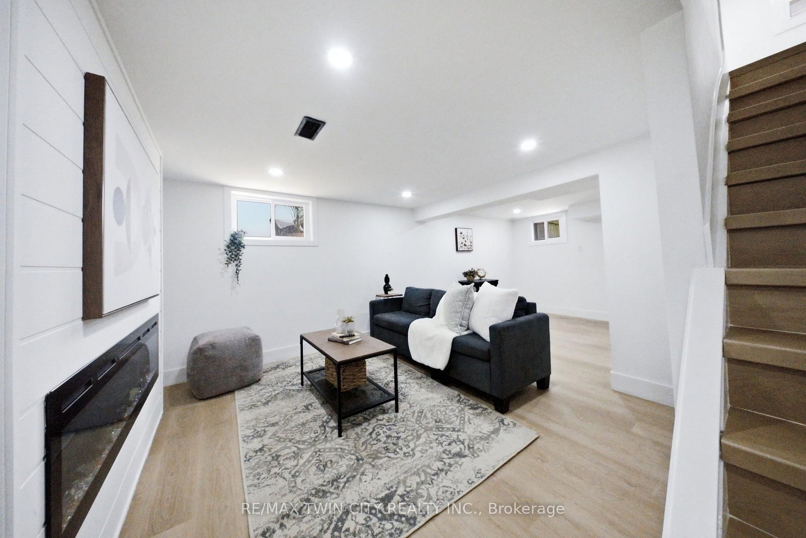 77 Abigail Avenue • Brantford, ON photo 16
