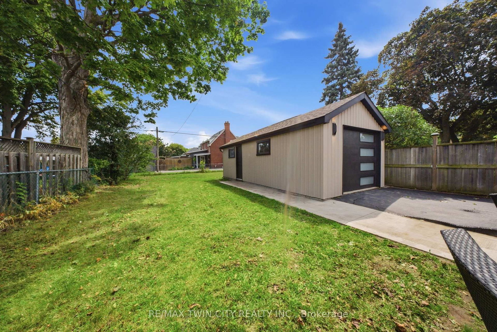 77 Abigail Avenue • Brantford, ON photo 25
