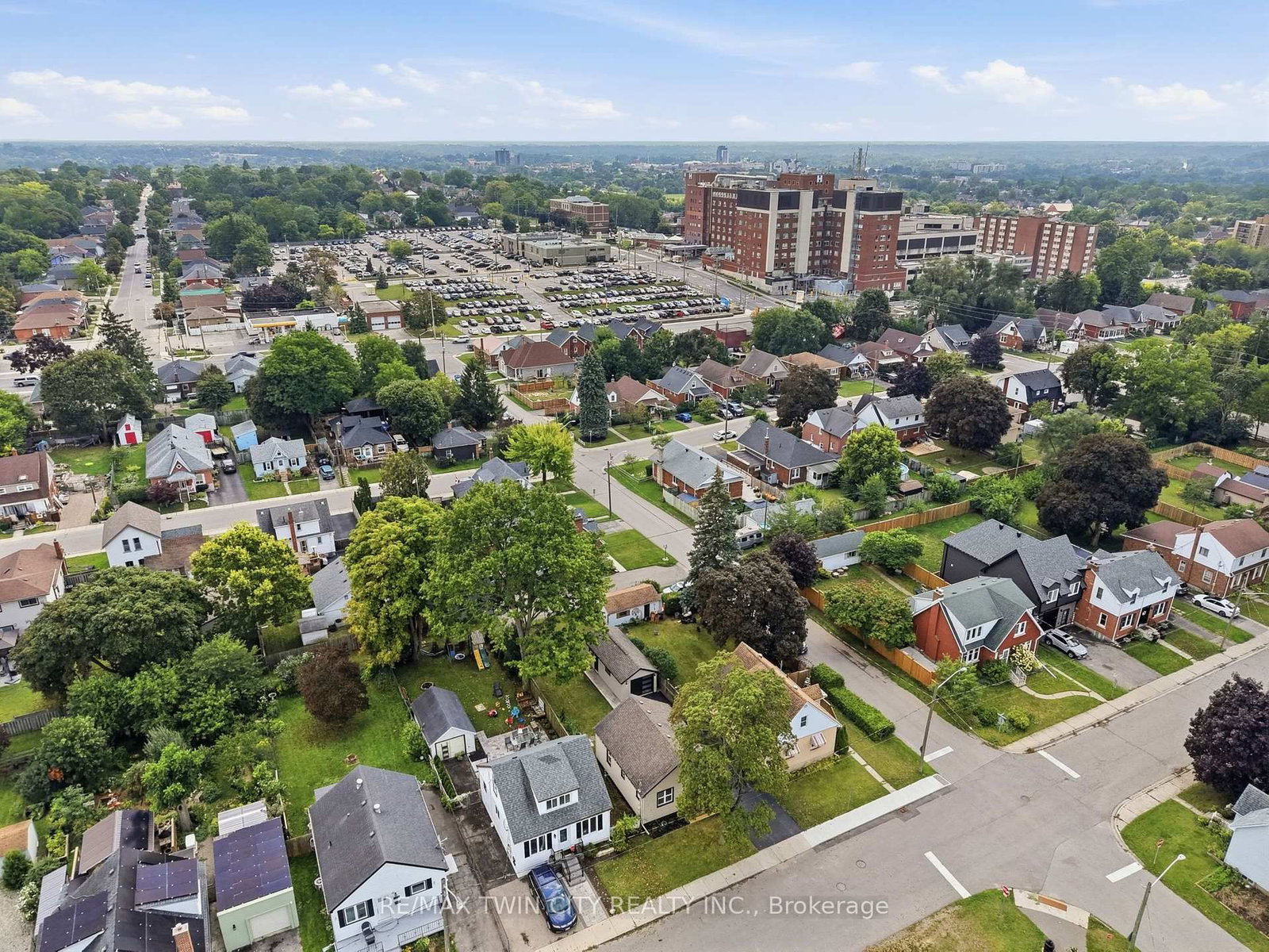 77 Abigail Avenue • Brantford, ON photo 33