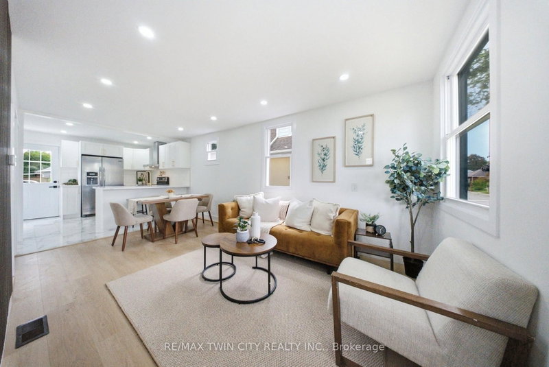77 Abigail Ave photo 5