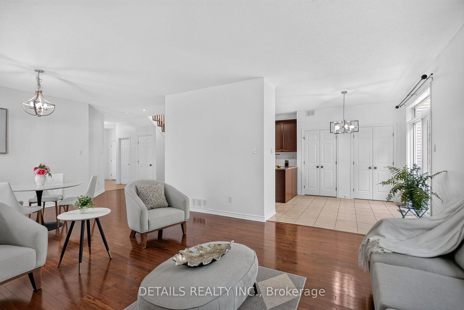 250 Flodden Way • Ottawa, ON photo 9