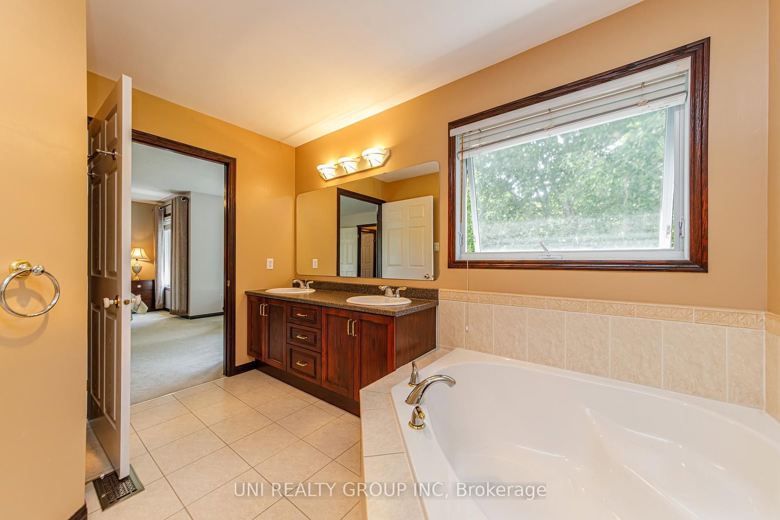 11 LANGFORD Crescent • Kanata, ON photo 35
