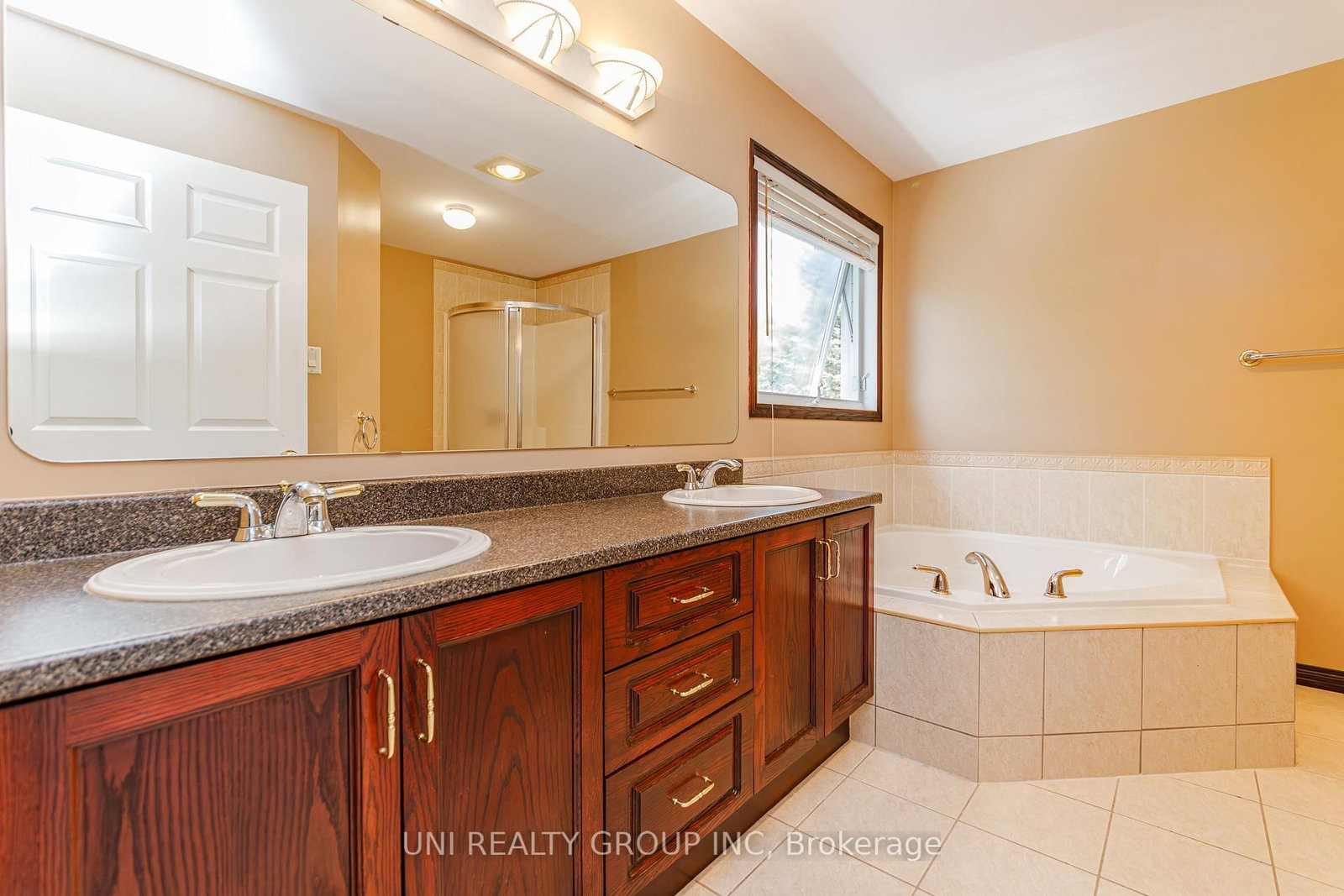 11 LANGFORD Crescent • Kanata, ON photo 38