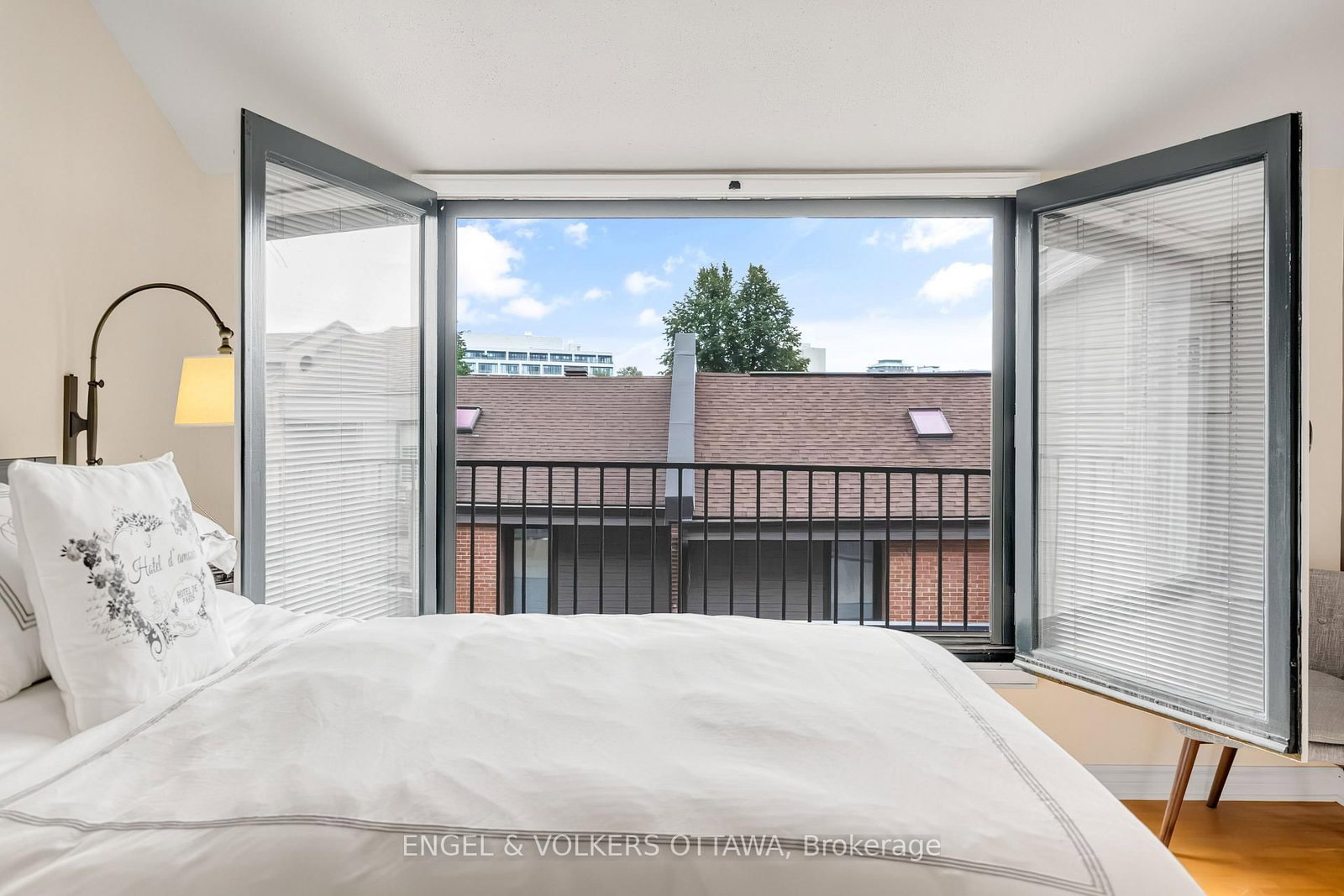 135 Springfield Road • #5 • Ottawa, ON photo 37