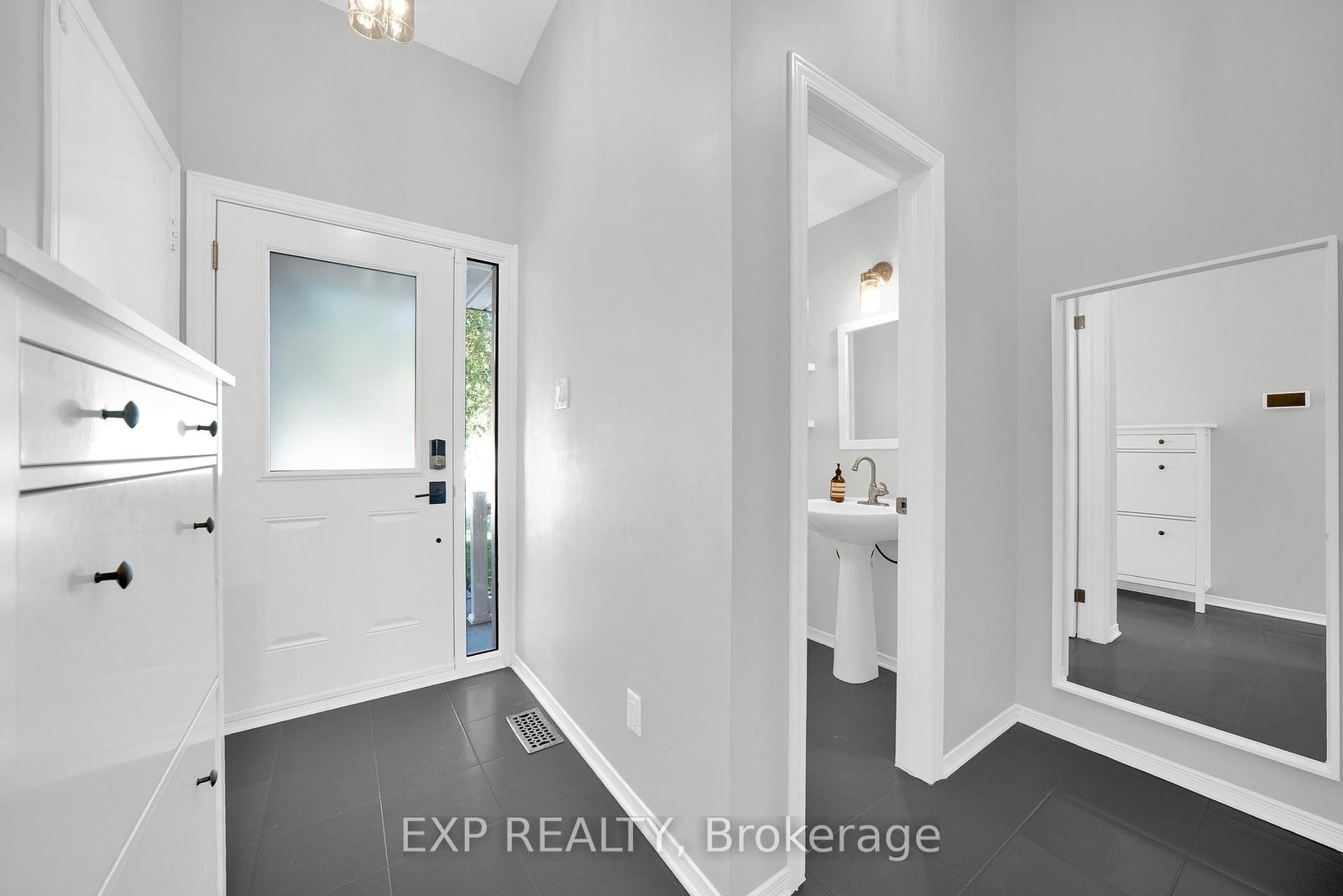 34 Stonebriar Drive • Ottawa, ON photo 13