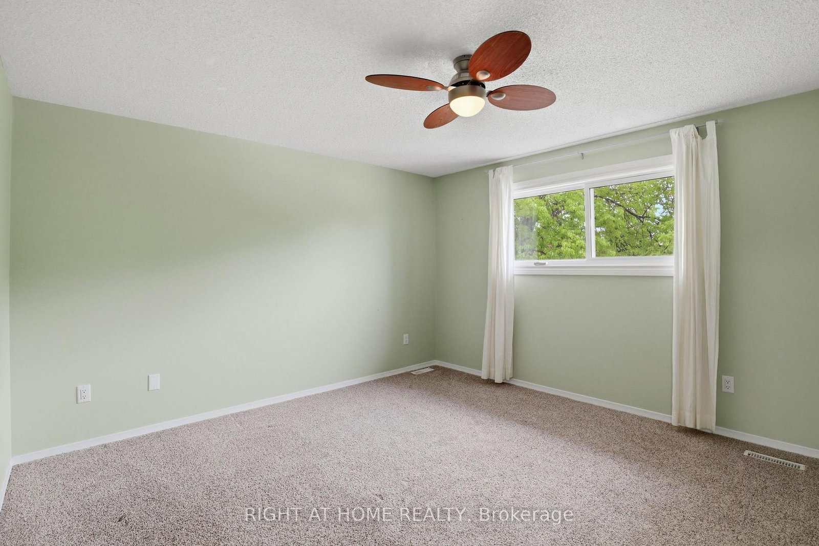 320 Westminster Avenue • #62 • London South, ON photo 19