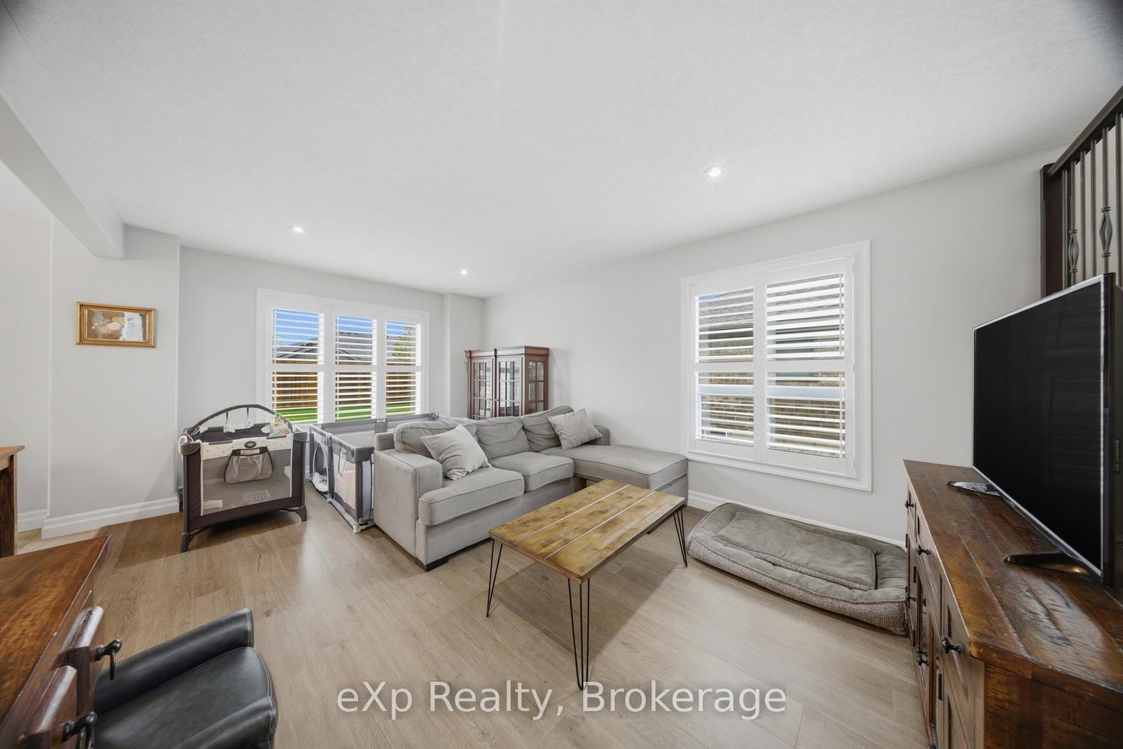 300 Hutton Street E • North Perth, ON photo 15