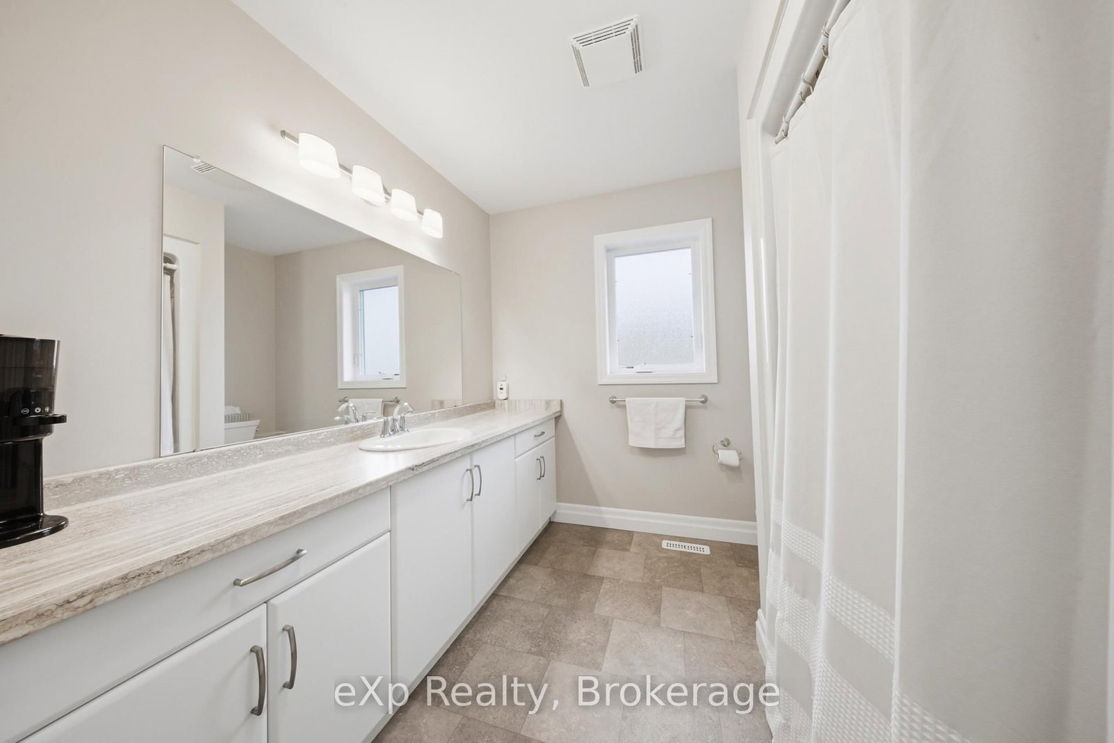 300 Hutton Street E • North Perth, ON photo 25
